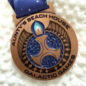 Disney Aulani Aunty’s Beach‎ House Galactic Games Medal Vacation Hawaii Travel